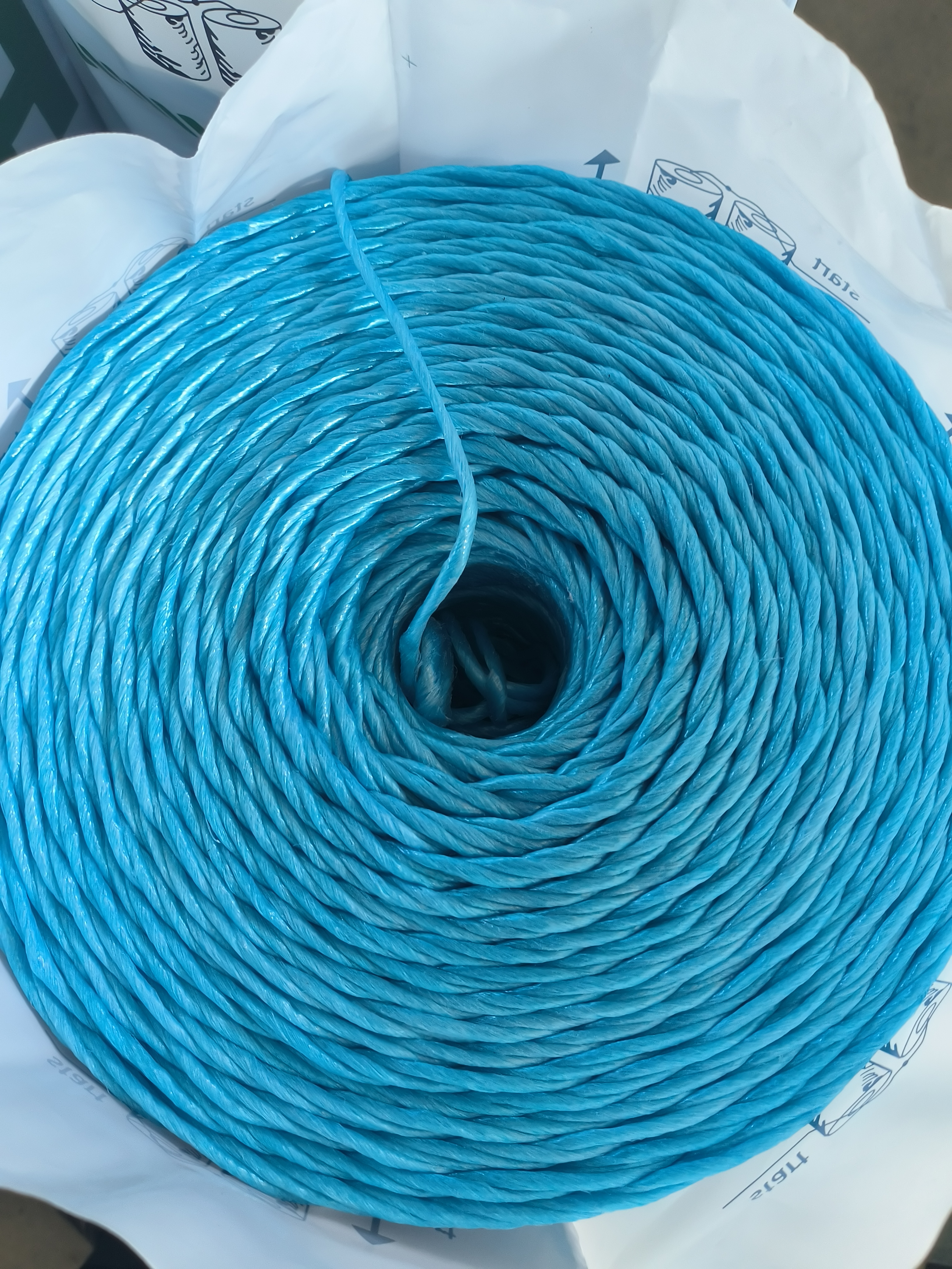 Baler Net Wrap vs Baler Twine: Which Is Better for Hay Baling?